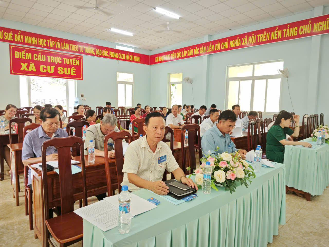 khuyenhoc-2024 (13)